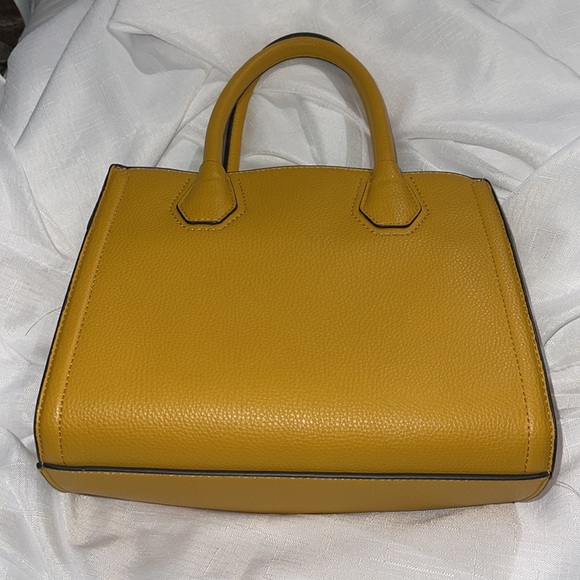 ALDO yellow handbag with two handles - Picture 4 of 7